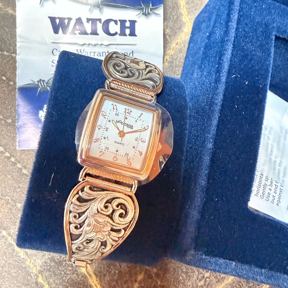 Montana Time Silver Watch with Intricate Band